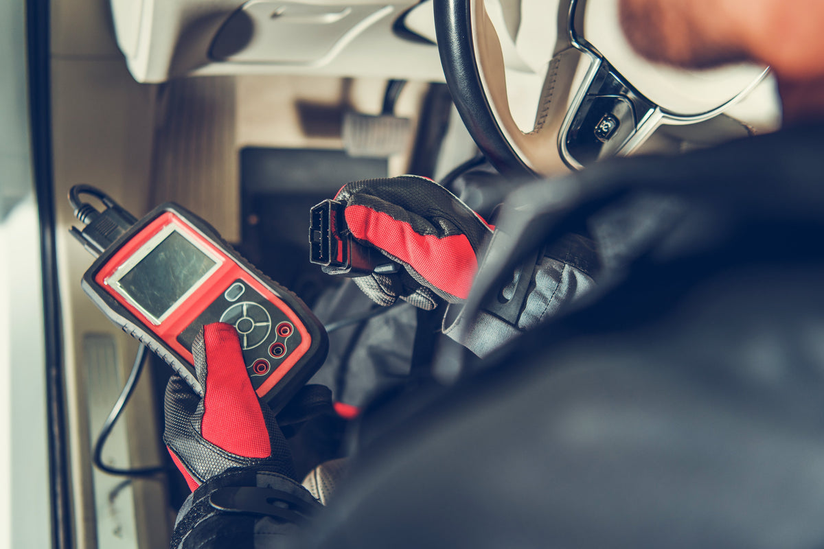 Using an OBD2 Codebreaker on a Vehicle